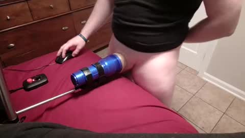 Snapshot of l6000 chatting on 11/18/25, 01:11 Lance online show from 11/18/25, 01:11