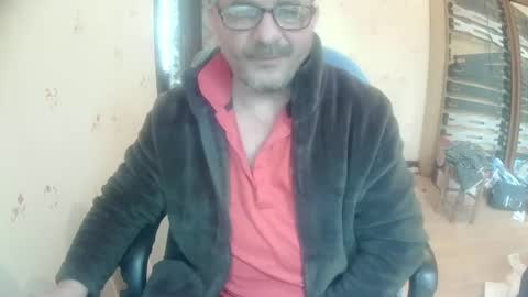 Snapshot of l__0__l chatting on 01/05/25, 11:15 l__0__l online show from 01/05/25, 11:15