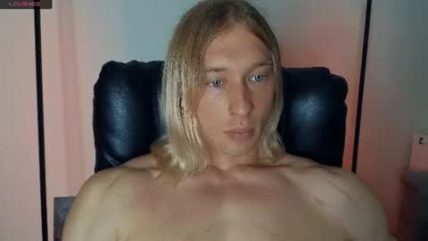 Snapshot of l_adonis_l chatting on 06/30/26, 08:15 Adonis online show from 06/30/26, 08:15