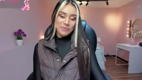 T A T I A N A online show from 07/01/26, 11:01