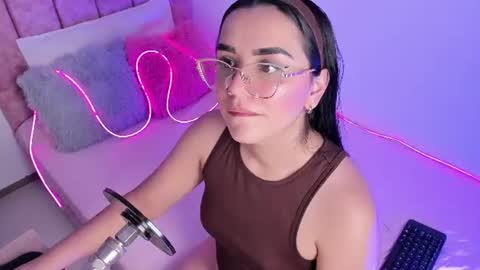 lana  foxx Model  independient online show from 06/16/26, 12:46