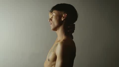 labrinthteasing online show from 12/02/25, 12:21