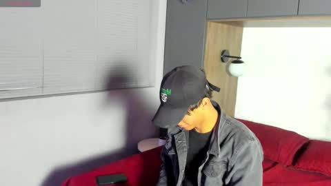 labrinthteasing online show from 02/22/26, 12:04