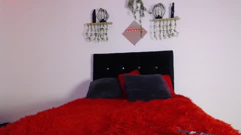 Snapshot of labrinthteasing chatting on 06/11/26, 10:30 labrinthteasing online show from 06/11/26, 10:30