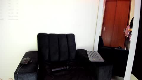 lace_victoria online show from 12/21/24, 01:04