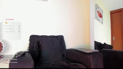 lace_victoria online show from 10/31/25, 09:05