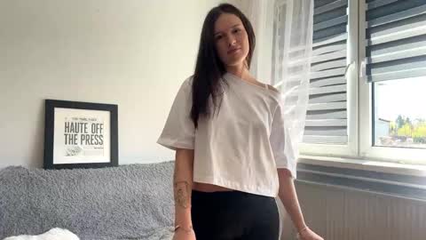 Emma online show from 04/26/26, 10:24