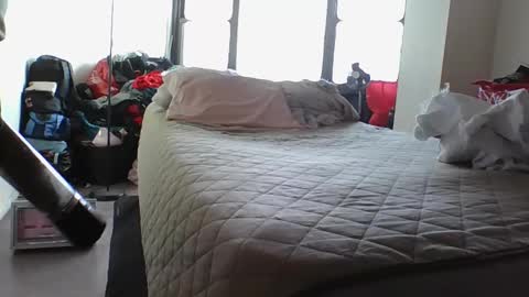 Snapshot of lachickadelbronx chatting on 01/03/25, 07:29 lachickadelbronx online show from 01/03/25, 07:29