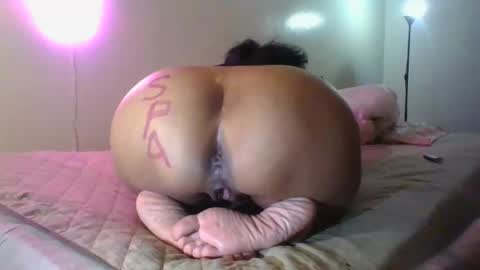 Snapshot of lachickadelbronx chatting on 01/21/25, 03:59 lachickadelbronx online show from 01/21/25, 03:59