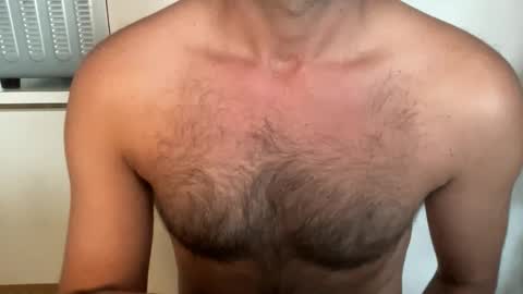 Snapshot of lacicogna chatting on 09/09/25, 11:43 johnas online show from 09/09/25, 11:43