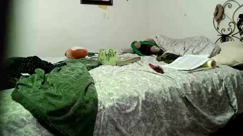 lacybell online show from 02/11/25, 09:20