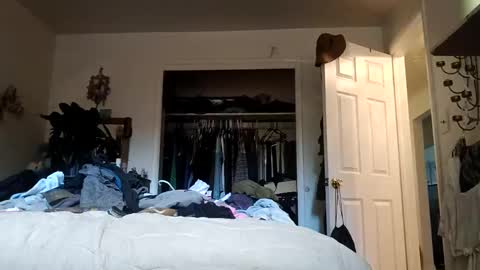 lacybell online show from 10/04/25, 01:20