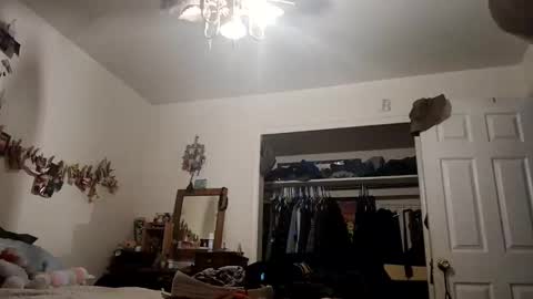 lacybell online show from 10/05/25, 06:12