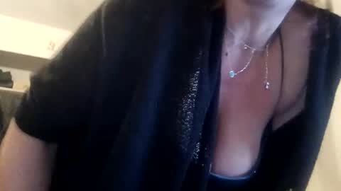 Snapshot of lacybell chatting on 01/13/26, 01:33 lacybell online show from 01/13/26, 01:33