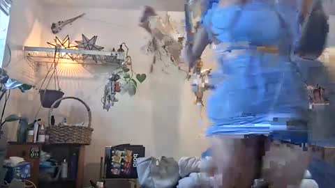 lacybell online show from 05/05/26, 11:35