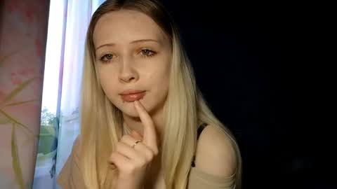 Lada online show from 05/10/26, 01:00