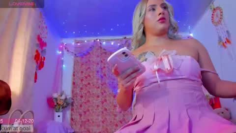 Laden And Juan online show from 12/04/25, 07:33