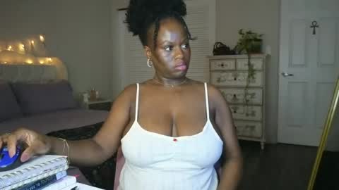 La Diosa Selene online show from 07/23/26, 02:42