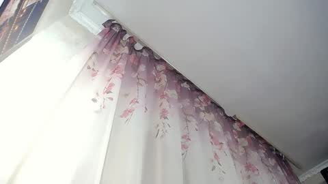 lady_boom_ online show from 12/03/24, 04:17