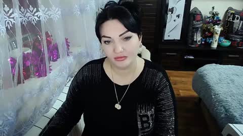 lady_boom_ online show from 01/14/25, 06:17