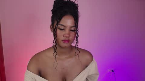 Snapshot of lady_danbury chatting on 02/18/25, 05:53 Karla - Instagram lady karla1 online show from 02/18/25, 05:53