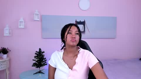 Snapshot of lady_danbury chatting on 02/19/25, 06:00 Karla - Instagram lady karla1 online show from 02/19/25, 06:00