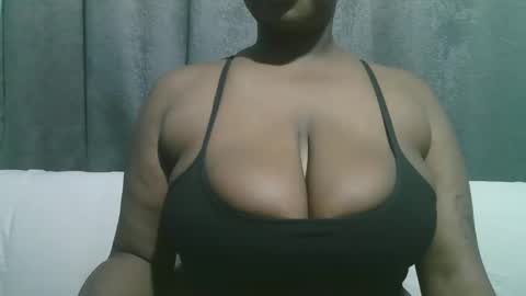 Snapshot of lady_dearra chatting on 09/20/25, 01:50 lady_dearra online show from 09/20/25, 01:50