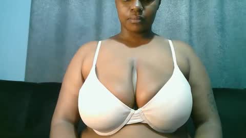 lady_dearra online show from 06/03/26, 02:58