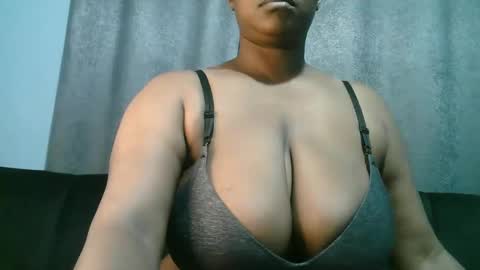 lady_dearra online show from 06/09/26, 02:45