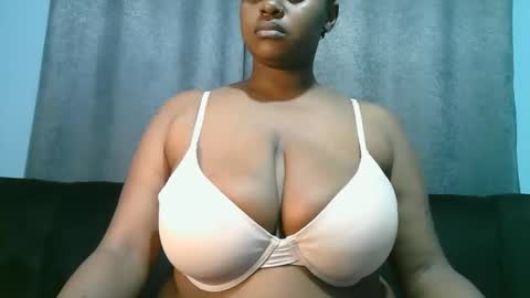 lady_dearra online show from 06/11/26, 02:53