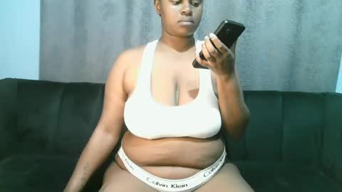 lady_dearra online show from 06/20/26, 02:58