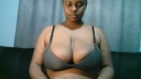 lady_dearra online show from 06/21/26, 02:25