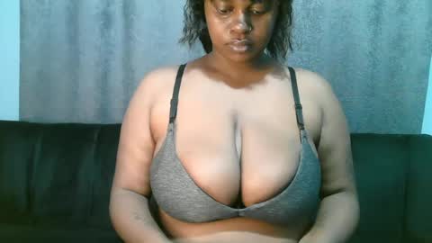 lady_dearra online show from 06/29/26, 02:40