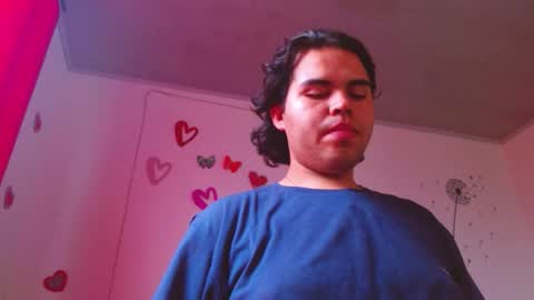 Snapshot of lady_evelynn_ chatting on 12/22/25, 08:39 Evelynn online show from 12/22/25, 08:39