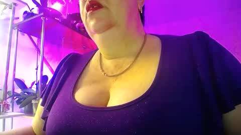 Lady Gloria online show from 03/30/26, 04:13