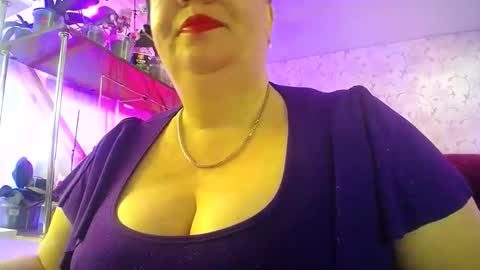 Lady Gloria online show from 04/18/26, 07:01