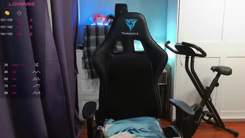 Snapshot of lady_inari chatting on 03/06/26, 08:27 Angelika online show from 03/06/26, 08:27