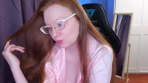 Angelika online show from 06/25/26, 10:14