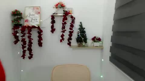 Snapshot of lady_jedyy chatting on 02/01/25, 01:51 online show from 02/01/25, 01:51