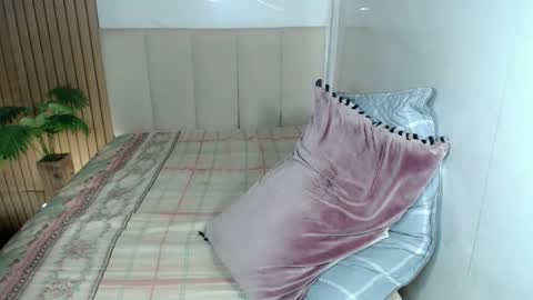Snapshot of lady_jedyy chatting on 03/22/26, 04:16 online show from 03/22/26, 04:16
