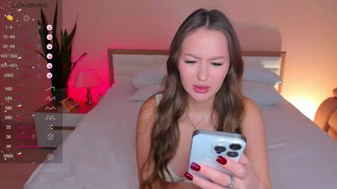 Krissy online show from 10/29/25, 10:06