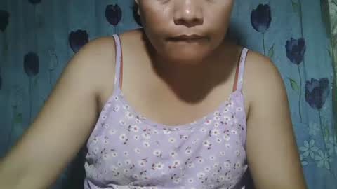 Snapshot of lady_love063 chatting on 10/01/25, 12:44 lady_love063 online show from 10/01/25, 12:44