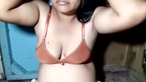 Snapshot of lady_love063 chatting on 03/15/26, 01:50 lady_love063 online show from 03/15/26, 01:50