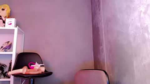 Snapshot of lady_of_pleasure28 chatting on 07/10/26, 06:43 Ella online show from 07/10/26, 06:43