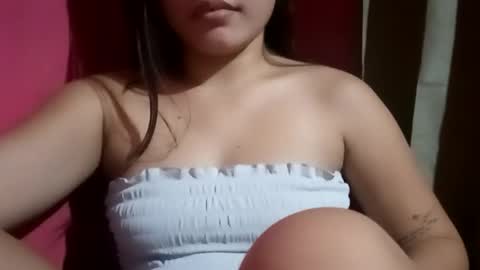 Snapshot of lady_rose19 chatting on 03/05/26, 02:46 kitty online show from 03/05/26, 02:46