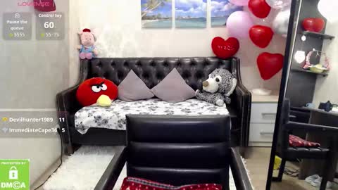 Snapshot of lady_sexy_di chatting on 02/13/26, 08:38 Diana online show from 02/13/26, 08:38