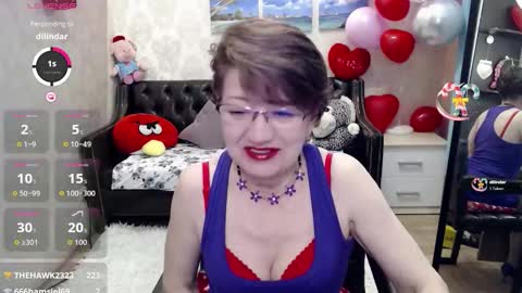 Snapshot of lady_sexy_di chatting on 02/18/26, 04:25 Diana online show from 02/18/26, 04:25