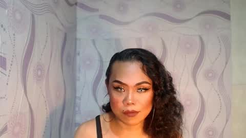 Snapshot of lady_shane26 chatting on 05/31/26, 02:35 lady_shane26 online show from 05/31/26, 02:35