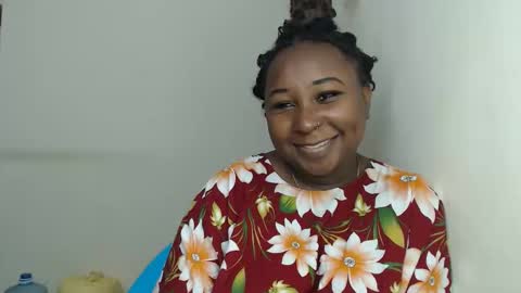 Snapshot of lady_twerky chatting on 01/14/26, 03:50 Maya online show from 01/14/26, 03:50