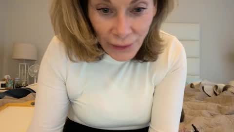 Snapshot of ladybabs chatting on 02/10/26, 07:07 Ladybabs online show from 02/10/26, 07:07